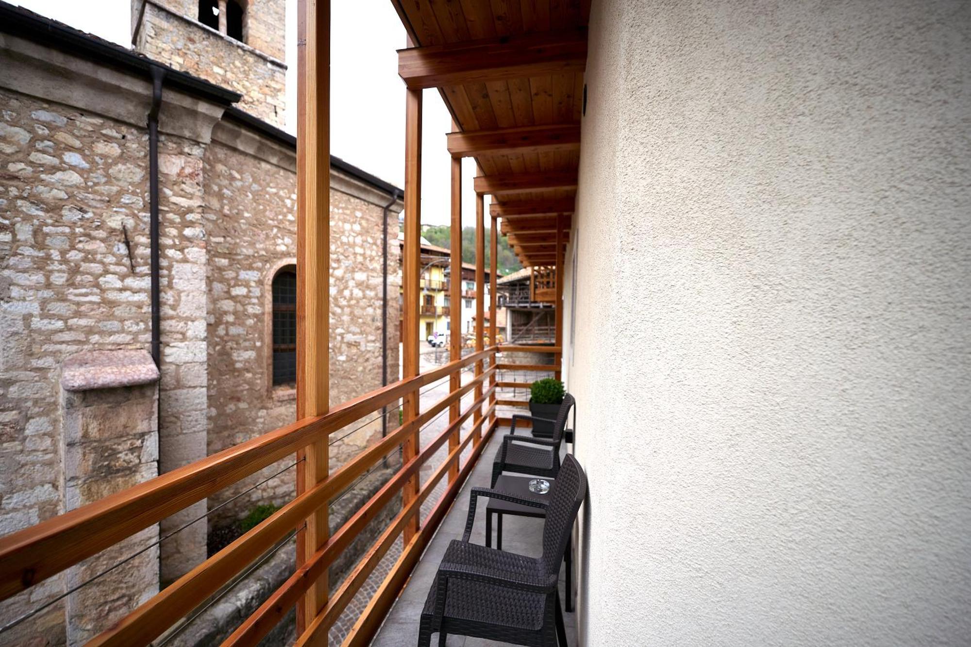 Dolcevita Ambiez B&B San Lorenzo Dorsino Exterior foto