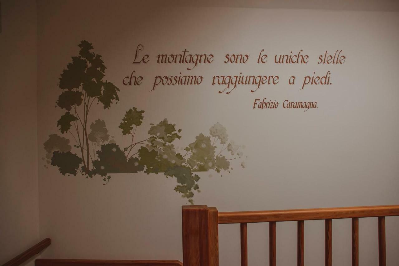 Dolcevita Ambiez B&B San Lorenzo Dorsino Exterior foto
